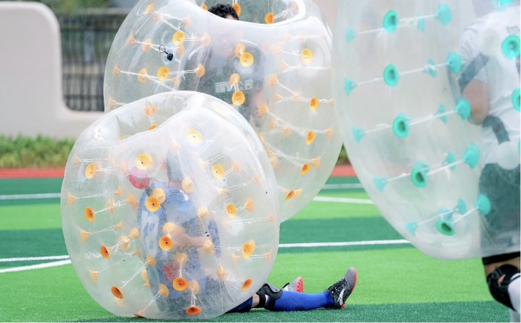 充气游戏碰碰服出租出售