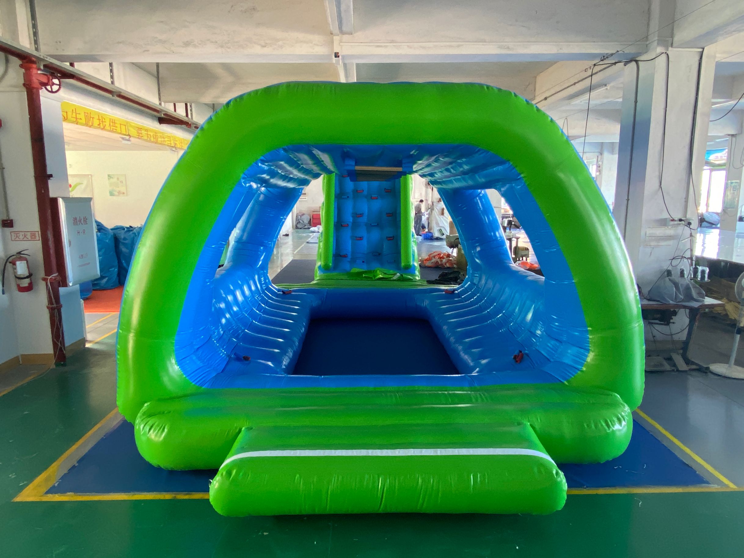 户外移动水上闯关道具