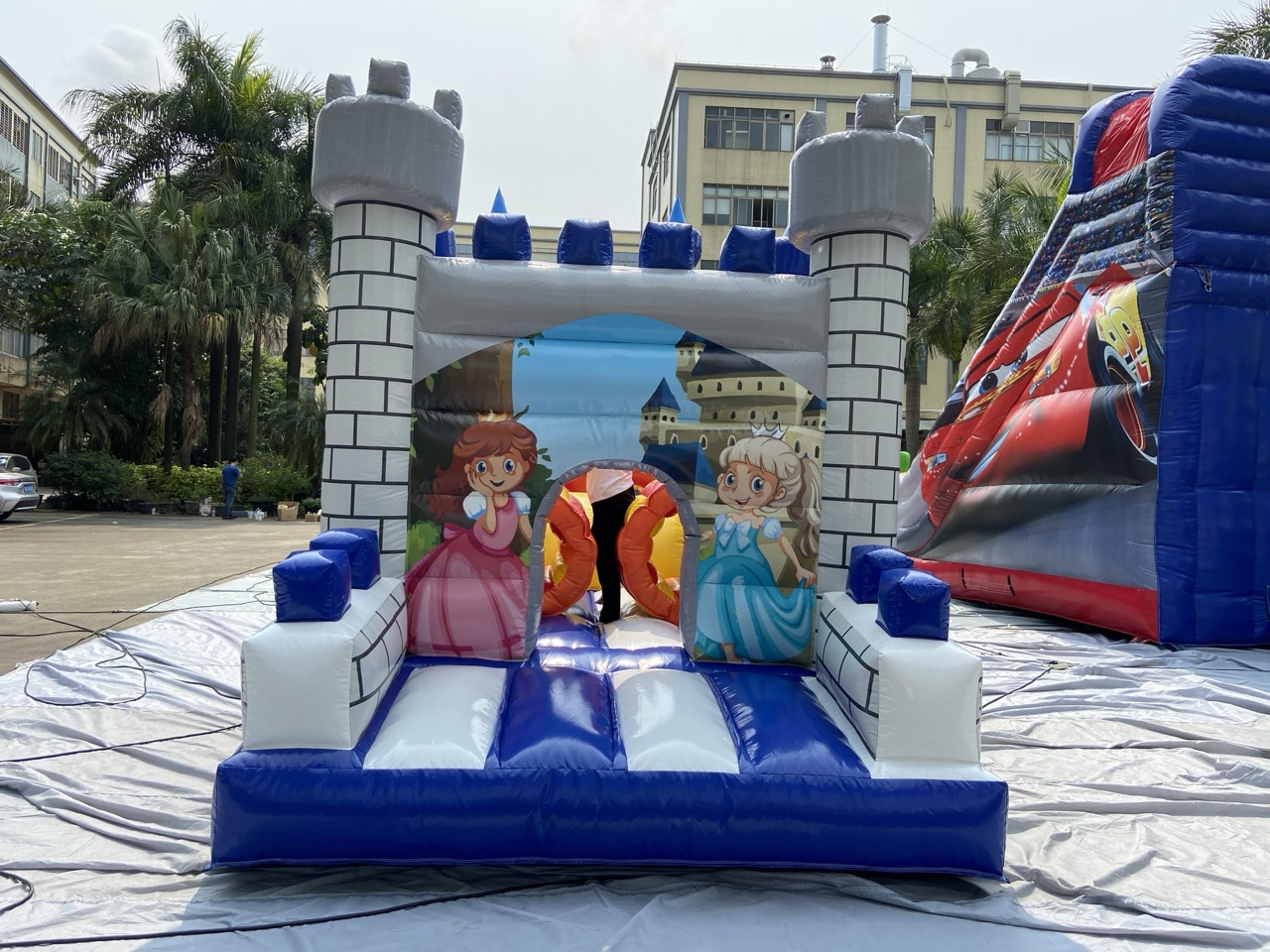 充气障碍城堡出售