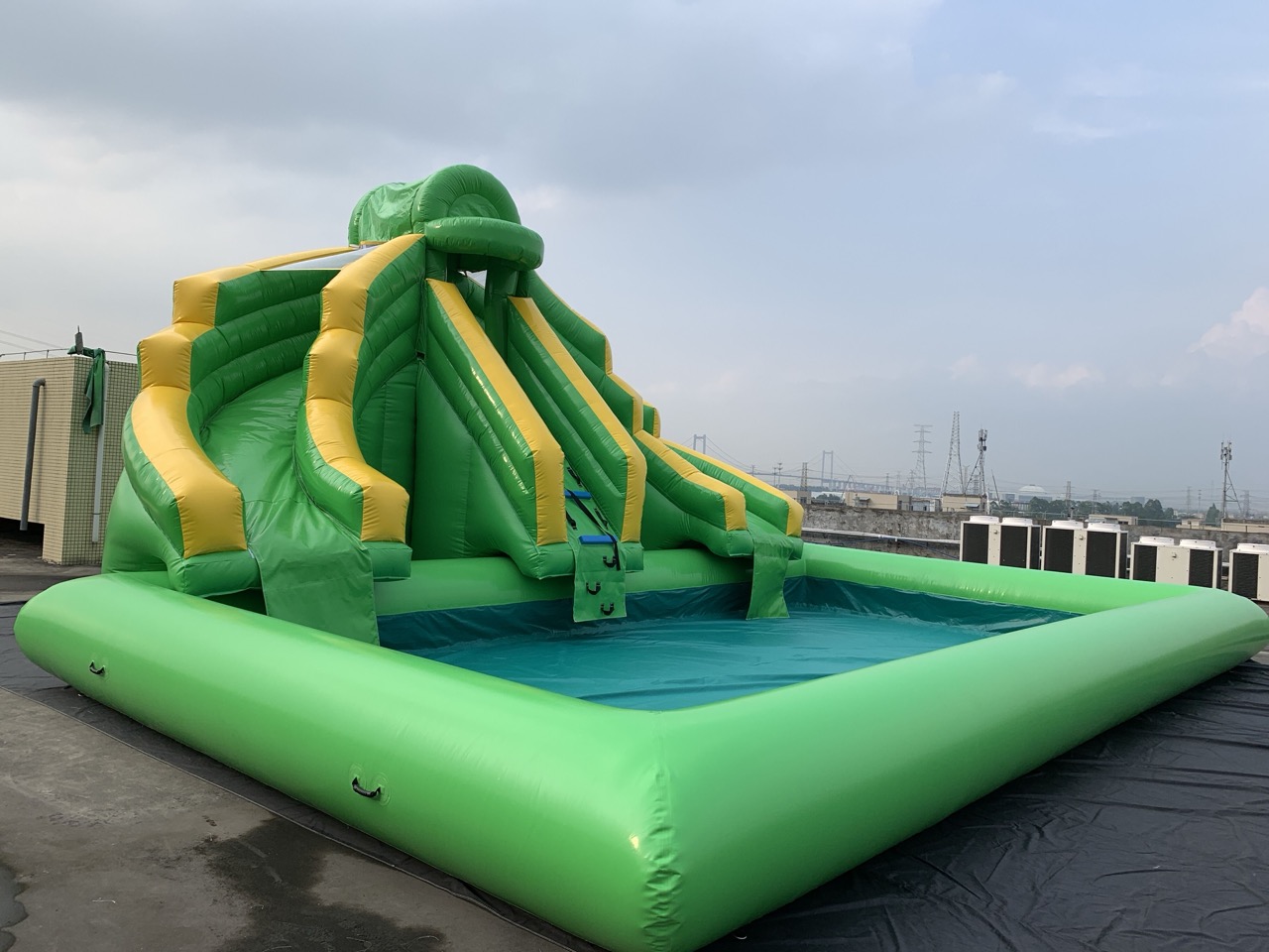 丛林水滑梯泳池组合 