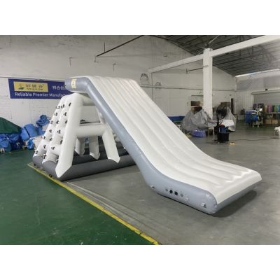3×2.7M 塔台 + 5.8×3×2.6M PVC 充气水上滑梯出租